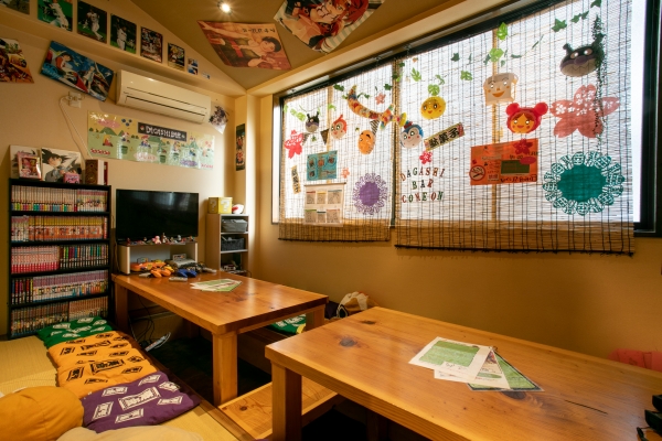 店内奥にある秘密の部屋、、、6名様と8名様が座れるお席。最大15名様までご利用可能＾＾